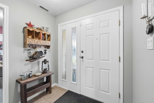 20402 Walnut Crescent, Maple Ridge, BC 