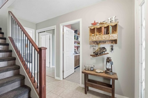 20402 Walnut Crescent, Maple Ridge, BC 