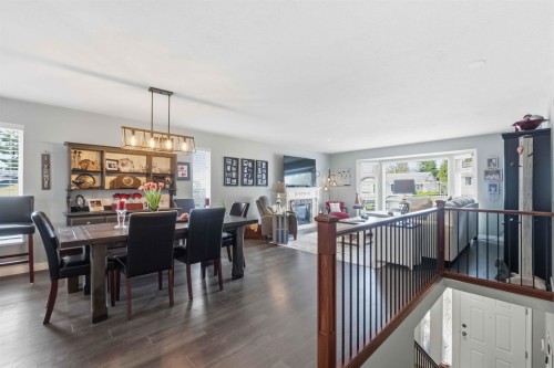 20402 Walnut Crescent, Maple Ridge, BC 