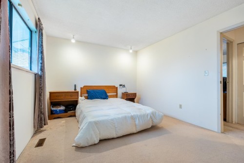 1632 Como Lake Avenue, Coquitlam, BC 