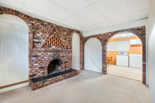 1632 Como Lake Avenue, Coquitlam, BC 