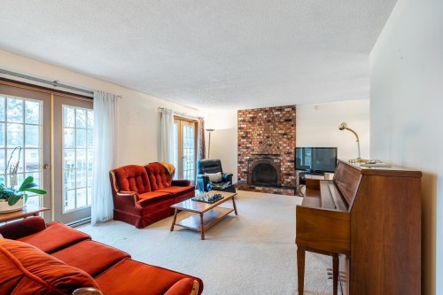 1632 Como Lake Avenue, Coquitlam, BC 