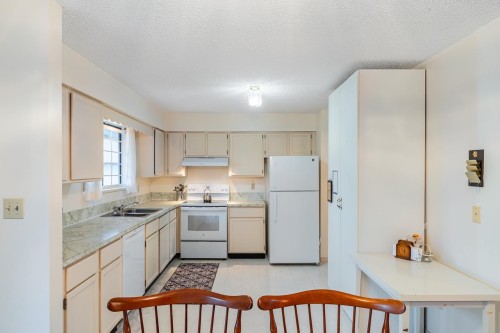 1632 Como Lake Avenue, Coquitlam, BC 