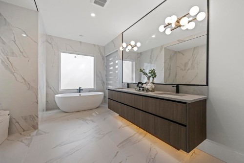 687 Folsom Street, Coquitlam, BC 