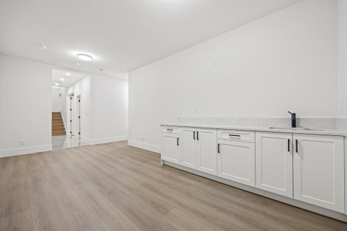 687 Folsom Street, Coquitlam, BC 