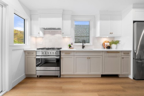 2528 Mcgill Street, Vancouver, BC 