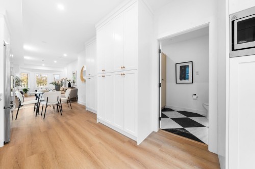 2528 Mcgill Street, Vancouver, BC 