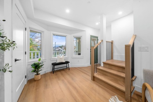 2528 Mcgill Street, Vancouver, BC 