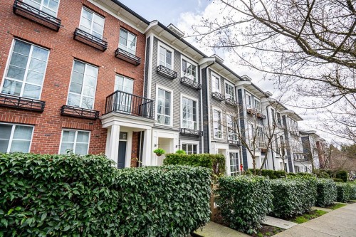 15-1245 Holtby Street  Coquitlam, BC V3B 0E6