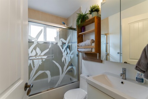 6450 St. George Street, Vancouver, BC 