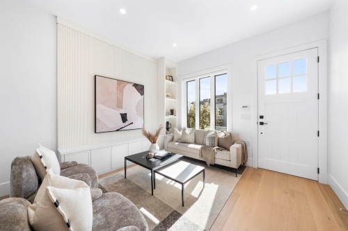 529 61St Avenue W, Vancouver, BC 