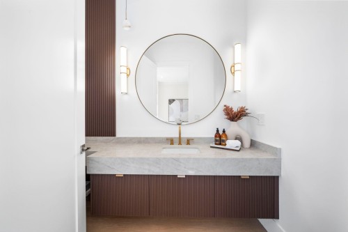 529 61St Avenue W, Vancouver, BC 