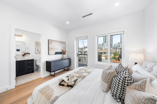 529 61St Avenue W, Vancouver, BC 