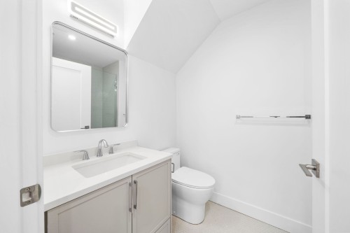 529 61St Avenue W, Vancouver, BC 