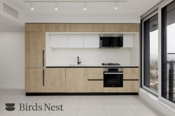 2006-5058 Joyce Street Vancouver, BC V5R 0J9