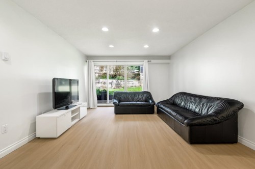 101-9857 Manchester Drive  Burnaby, BC V3N 4P5