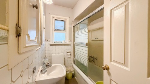 1939 39Th Avenue E, Vancouver, BC 