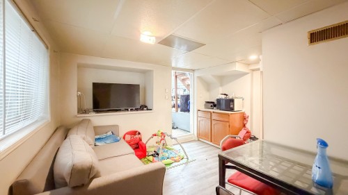 1939 39Th Avenue E, Vancouver, BC 