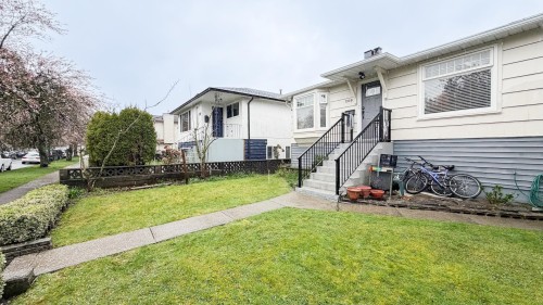 1939 39Th Avenue E, Vancouver, BC 