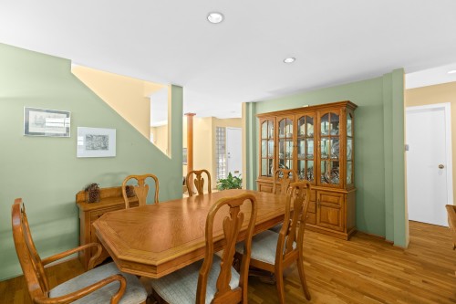 4367 15Th Avenue W, Vancouver, BC 