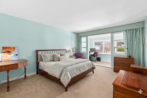 4367 15Th Avenue W, Vancouver, BC 