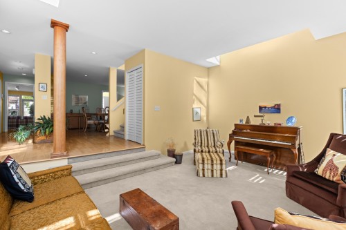 4367 15Th Avenue W, Vancouver, BC 