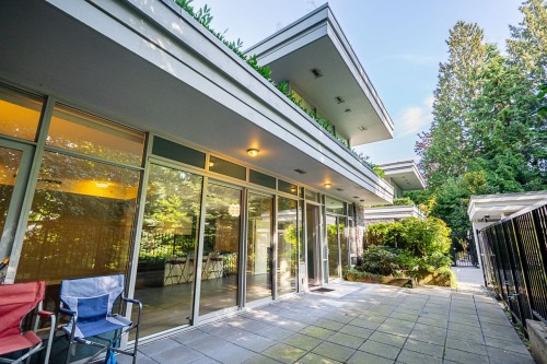 101-988 Keith Road, West Vancouver, BC 