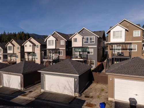 3376 Watkins Avenue, Coquitlam, BC 