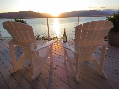 8255 Pasco Road  West Vancouver, BC V7W 2T5