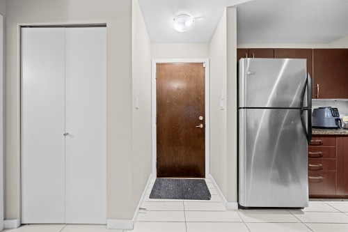 209-7337 Macpherson Avenue, Burnaby, BC 