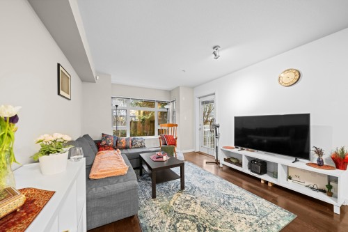 209-7337 Macpherson Avenue, Burnaby, BC 