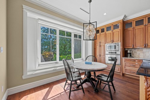 4042 34Th Avenue W, Vancouver, BC 