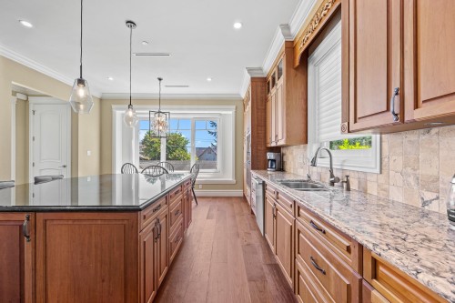 4042 34Th Avenue W, Vancouver, BC 