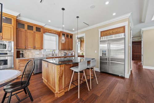 4042 34Th Avenue W, Vancouver, BC 