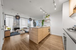 504-652 Whiting Way  Coquitlam, BC V3J 0K3