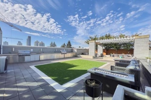 504-652 Whiting Way, Coquitlam, BC 