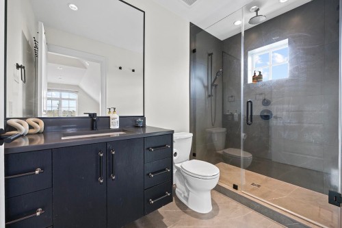 986 Renfrew Street, Vancouver, BC 