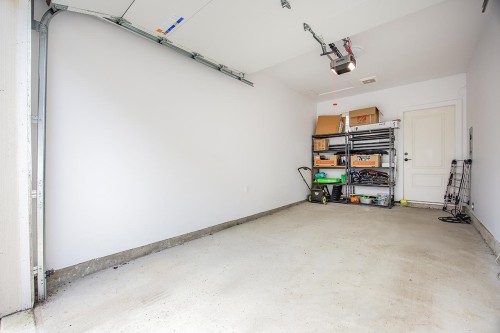 986 Renfrew Street, Vancouver, BC 