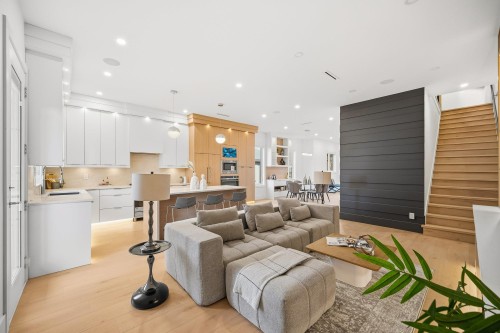 1-6139 Ashworth Avenue, Burnaby, BC 