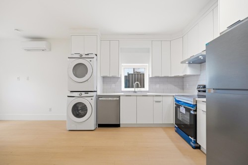 1-6139 Ashworth Avenue, Burnaby, BC 