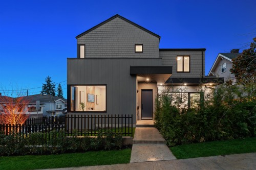 1605 21St Avenue E, Vancouver, BC 