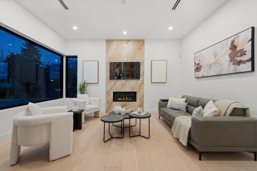 1605 21St Avenue E, Vancouver, BC 