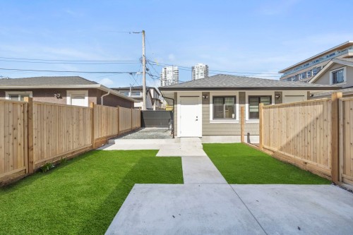 531 61St Avenue W, Vancouver, BC 