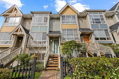 7393 Magnolia Terrace  Burnaby, BC V5E 4M3