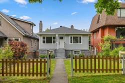 2641 5th Avenue E Vancouver, BC V5M 1N1