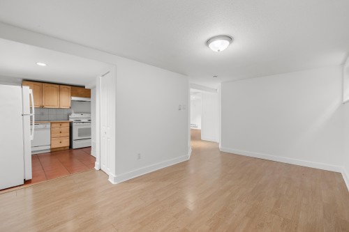 2641 5Th Avenue E, Vancouver, BC 