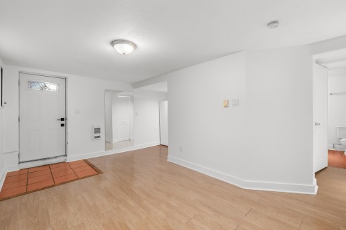 2641 5Th Avenue E, Vancouver, BC 