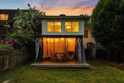 2641 5Th Avenue E, Vancouver, BC 