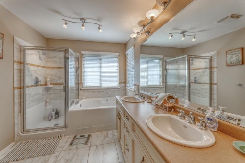 123 Maple Drive, Port Moody, BC 