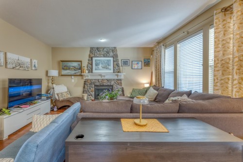 123 Maple Drive, Port Moody, BC 